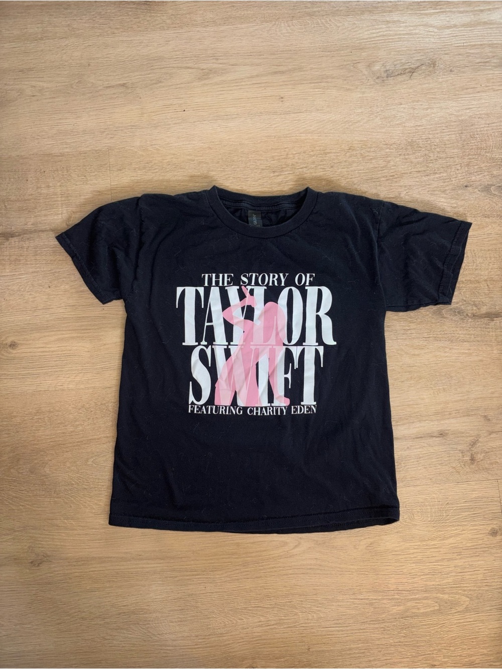 Taylor Swift Black Tee